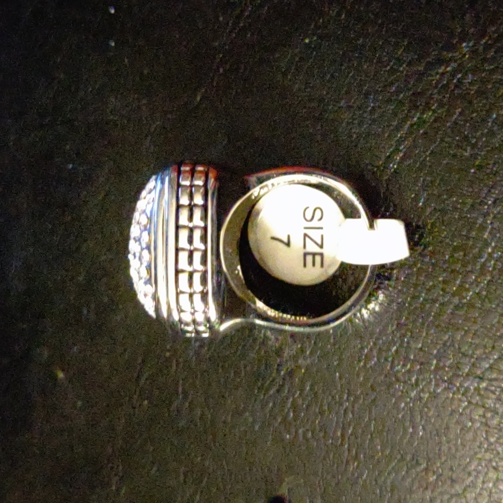 Cocktail Ring Size 7 - Picture 7 of 7
